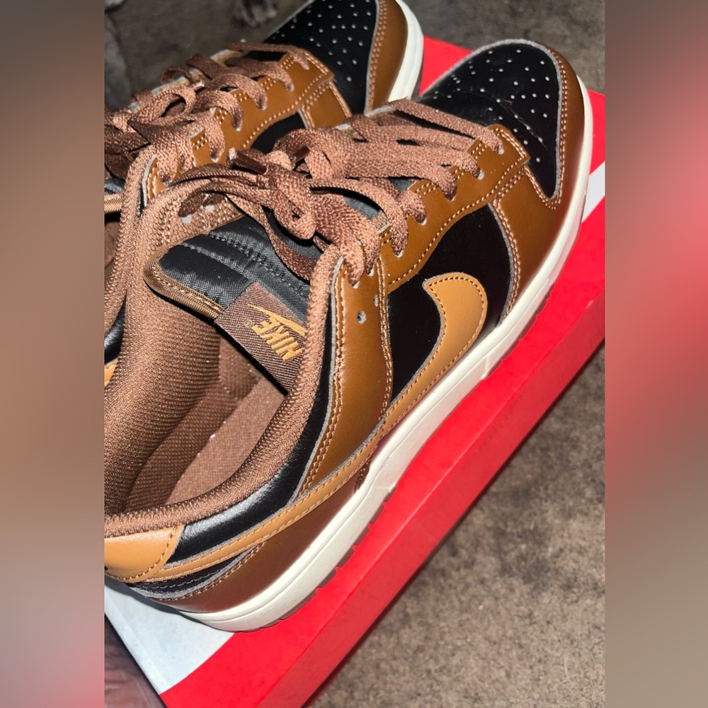 Nike Dunk 1s